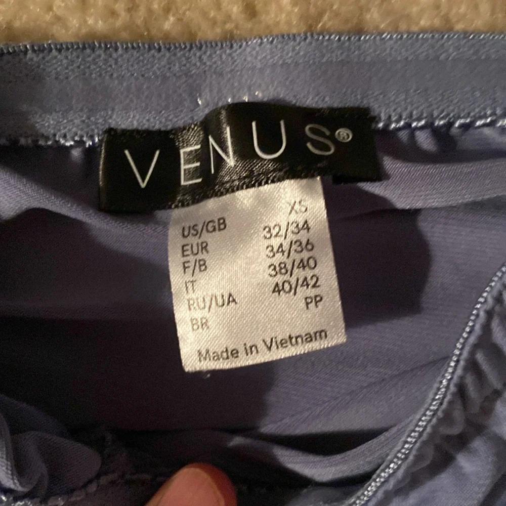 Venus dress EXTREMELY sexy and form fitting - Picture 6 of 9